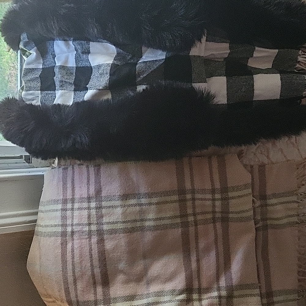 2 scarves